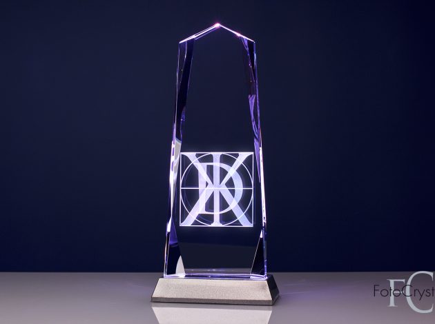 Светильник с лазерной 3D гравировкой логотипа