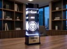 3D награда в стекле для конкурса Семья года