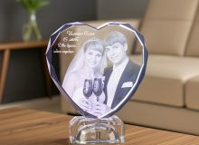 Светильник сердце из стекла с гравировкой фотографии и подсветкой