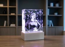 Подарок руководительнице с 3D фото в стекле