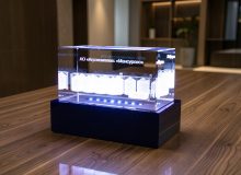 Светильник из стекла «Параллелепипед 120×80×60» с 3D-моделью зернового элеватора АО Агрокомплекс Мансурово