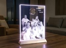 Семейное фото в стекле с часами и подсветкой